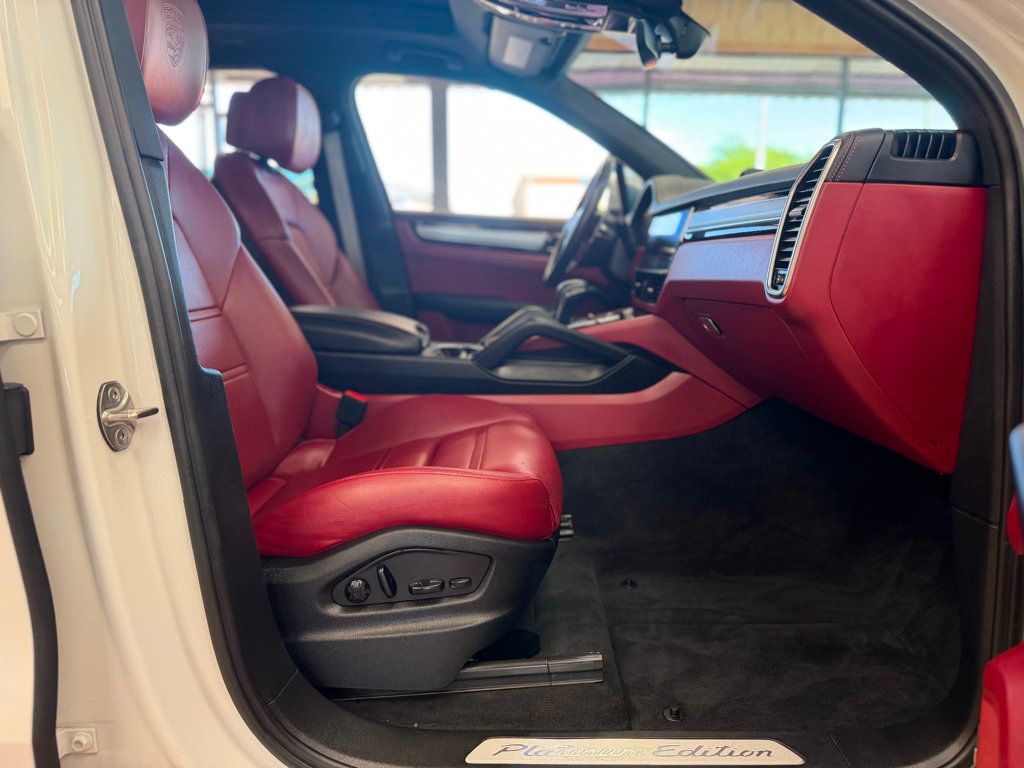 2023 Porsche Cayenne Base - 23043254 - 22