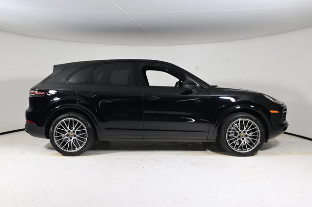 2023 Porsche Cayenne Base - 22967647 - 7
