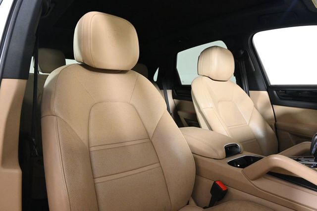2023 Porsche Cayenne Base - 23027259 - 17