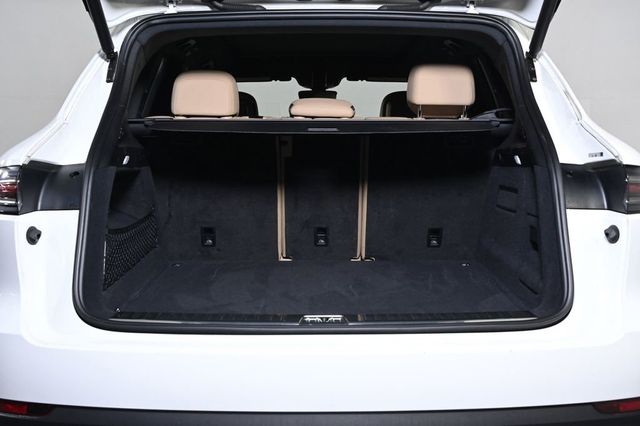 2023 Porsche Cayenne Base - 23027259 - 24