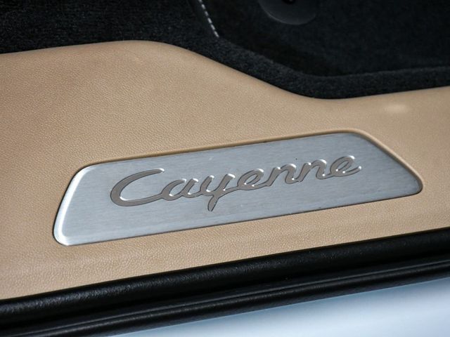 2023 Porsche Cayenne Base - 23038928 - 11