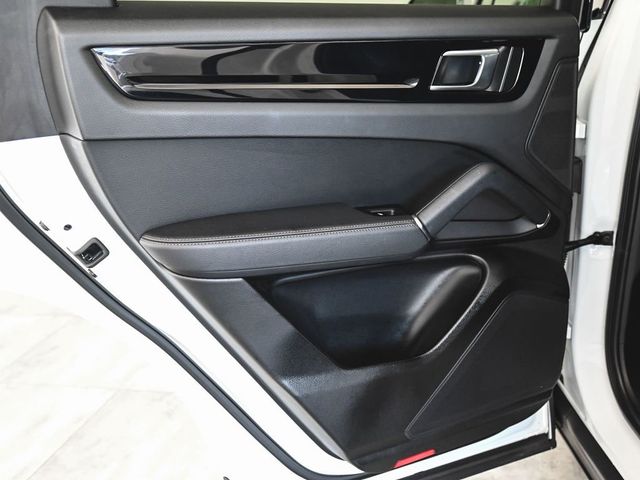 2023 Porsche Cayenne Base - 23038943 - 10