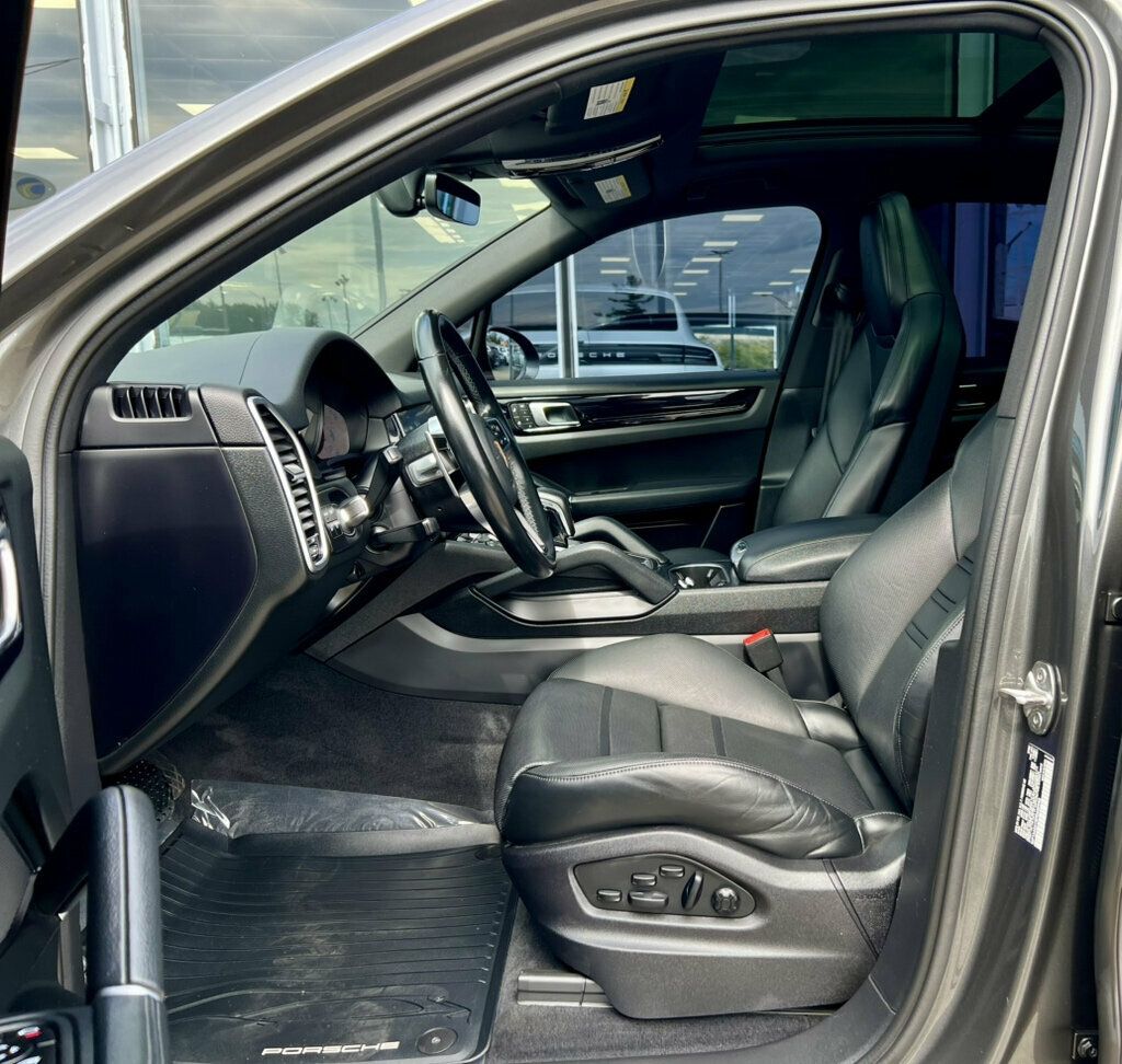 2023 Porsche Cayenne Base - 23080741 - 14