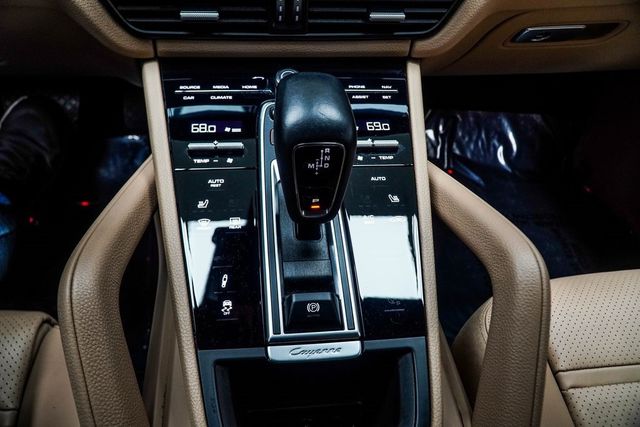 2023 Porsche Cayenne Base - 22990271 - 21