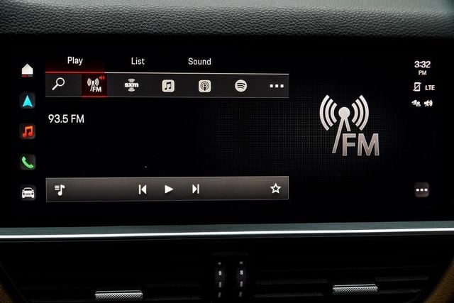 2023 Porsche Cayenne Base - 22990271 - 25