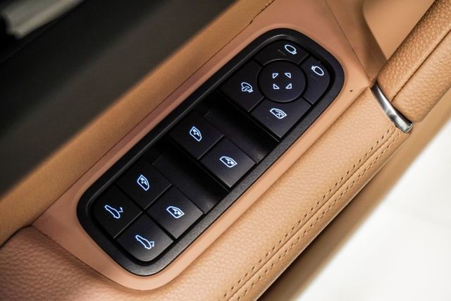 2023 Porsche Cayenne Base - 23063393 - 24
