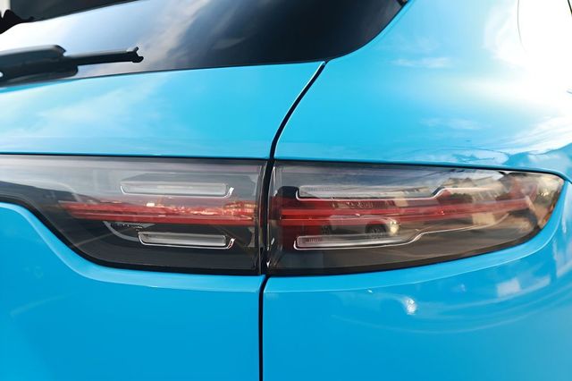 2023 Porsche Cayenne Base - 22992624 - 18