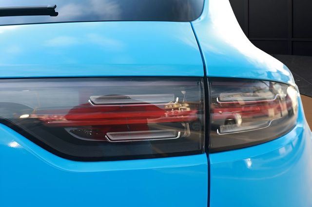 2023 Porsche Cayenne Base - 22992624 - 19