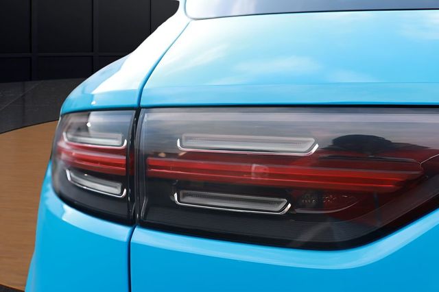 2023 Porsche Cayenne Base - 22992624 - 20