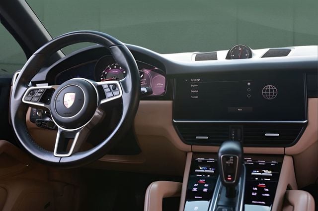 2023 Porsche Cayenne Base - 22992624 - 31