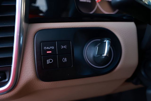 2023 Porsche Cayenne Base - 22992624 - 39