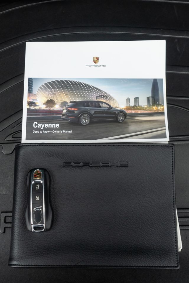 2023 Porsche Cayenne Base - 23081707 - 49