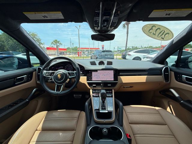 2023 Porsche Cayenne GTS - Photo 18