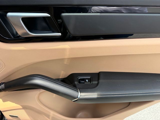 2023 Porsche Cayenne GTS - Photo 27