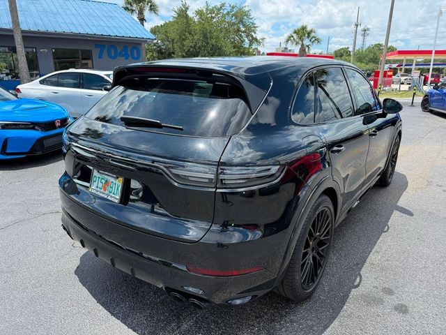 2023 Porsche Cayenne