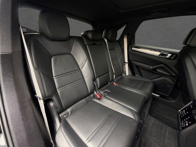 2023 Porsche Cayenne CLEAN CARFAX, 1 OWNER, AWD, PLATINUM EDITION, PREMIUM PKG PLUS - 23032857 - 9