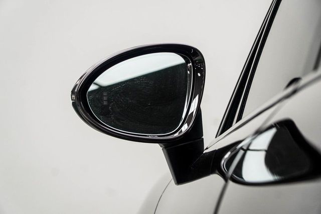 2023 Porsche Cayenne Coupe - 22990271 - 15