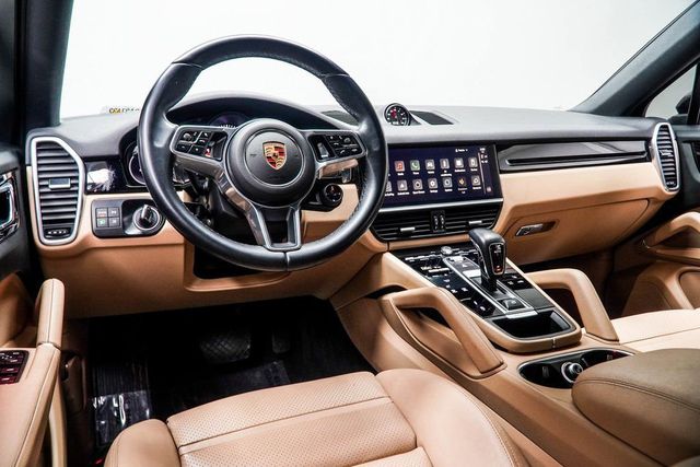 2023 Porsche Cayenne Coupe - 22990271 - 16