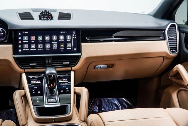 2023 Porsche Cayenne Coupe - 22990271 - 18