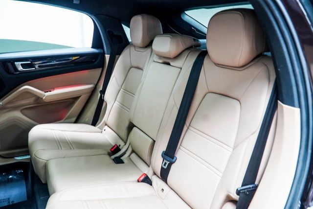 2023 Porsche Cayenne Coupe - 22990271 - 42