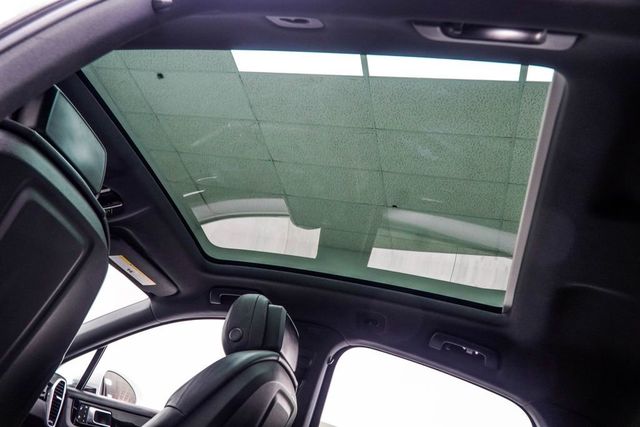 2023 Porsche Cayenne Coupe - 23064122 - 46