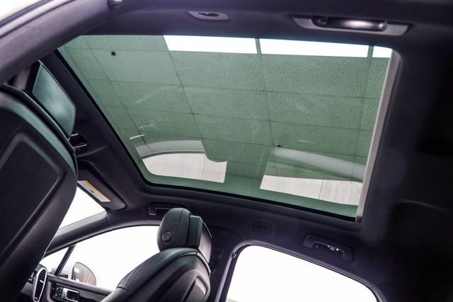 2023 Porsche Cayenne Coupe - 23064122 - 49