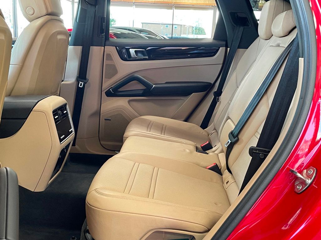 2023 Porsche Cayenne E-Hybrid - 23049808 - 17