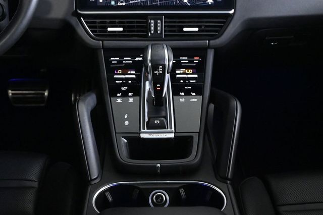 2023 Porsche Cayenne GTS - 23029400 - 15