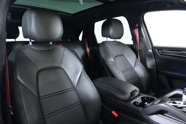 2023 Porsche Cayenne GTS - 23029400 - 17