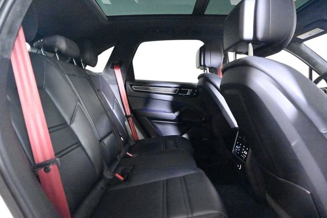 2023 Porsche Cayenne GTS - 23029400 - 18