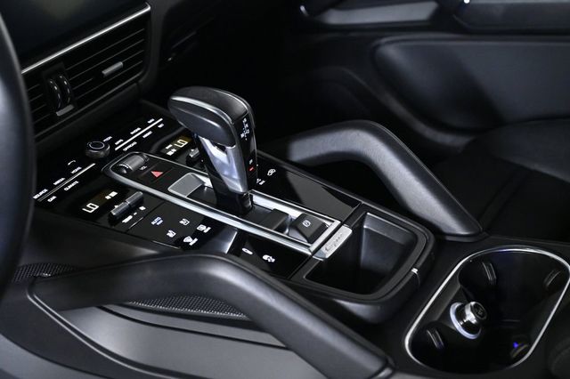 2023 Porsche Cayenne GTS - 23029400 - 20