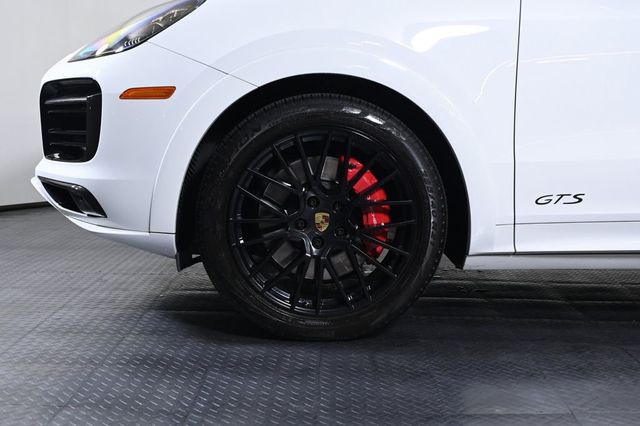 2023 Porsche Cayenne GTS - 23029400 - 27