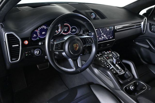 2023 Porsche Cayenne GTS - 23029400 - 3