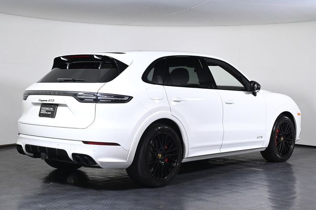 2023 Porsche Cayenne GTS - 23029400 - 6
