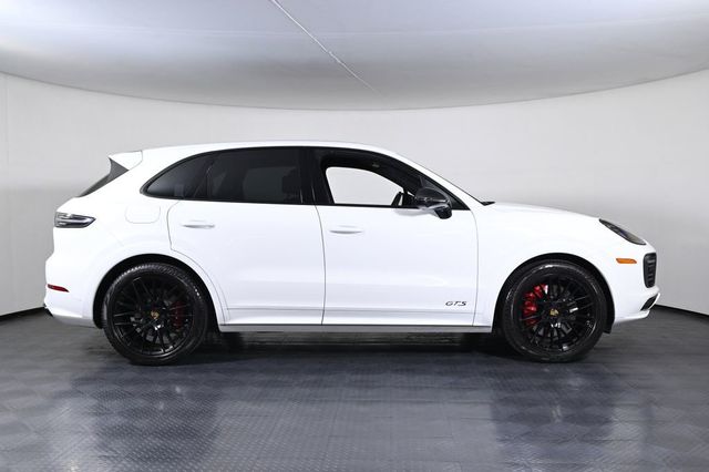 2023 Porsche Cayenne GTS - 23029400 - 7