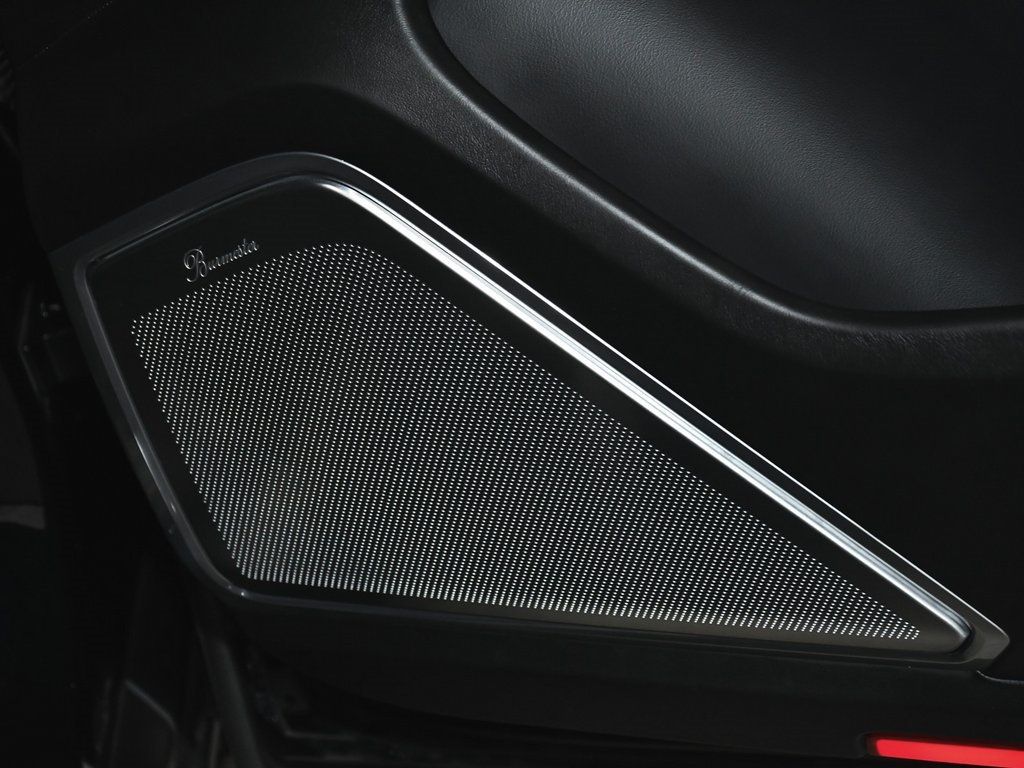 2023 Porsche Cayenne GTS photo 12