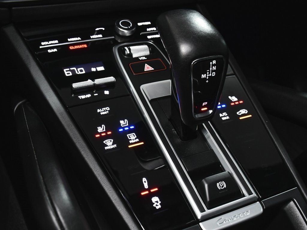 2023 Porsche Cayenne GTS photo 30