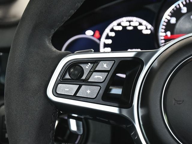 2023 Porsche Cayenne GTS - 22901511 - 37