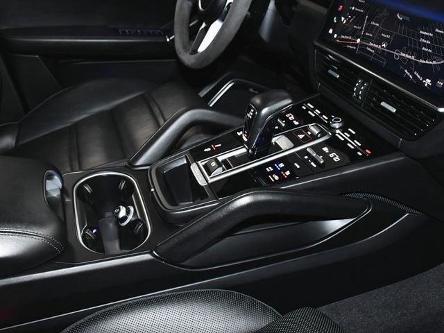2023 Porsche Cayenne GTS - 22901511 - 65