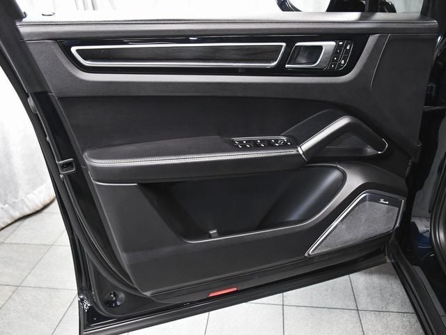 2023 Porsche Cayenne GTS - 22901511 - 8