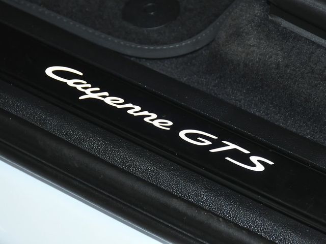2023 Porsche Cayenne GTS - 23063029 - 11
