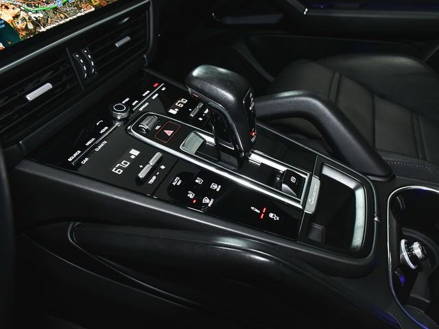 2023 Porsche Cayenne GTS - 23063029 - 42