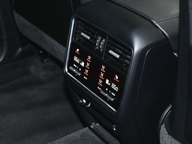 2023 Porsche Cayenne GTS - 23063029 - 51