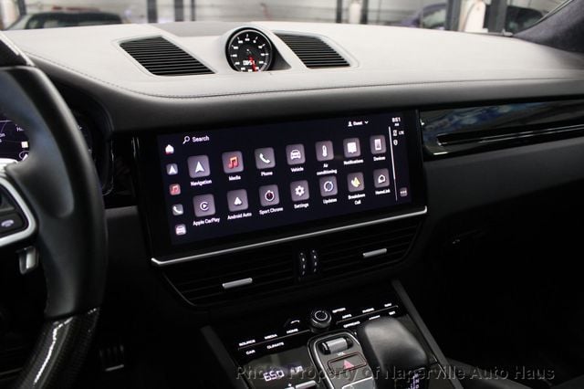 2023 Porsche Cayenne GTS Coupe - 23053312 - 20