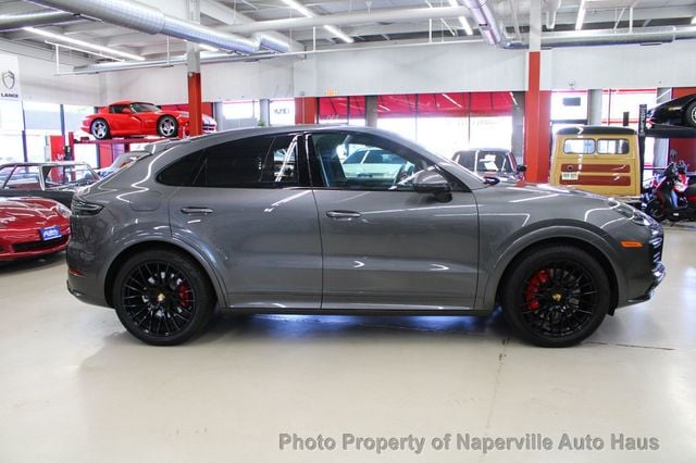 2023 Porsche Cayenne GTS Coupe - 23053312 - 7