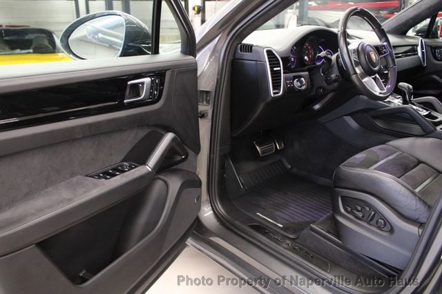 2023 Porsche Cayenne GTS Coupe - 23053312 - 8