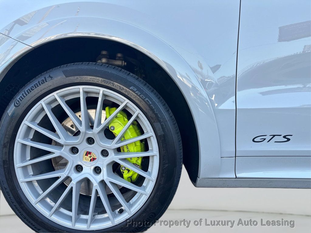 Porsche Cayenne photo 12