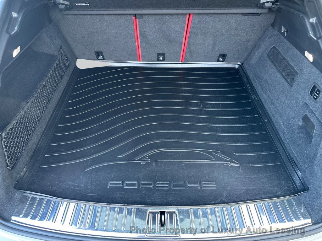 Porsche Cayenne photo 13