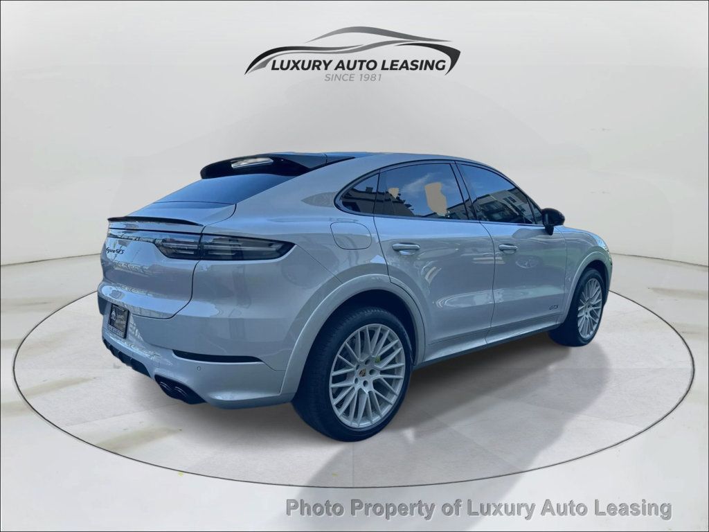 Porsche Cayenne photo 3