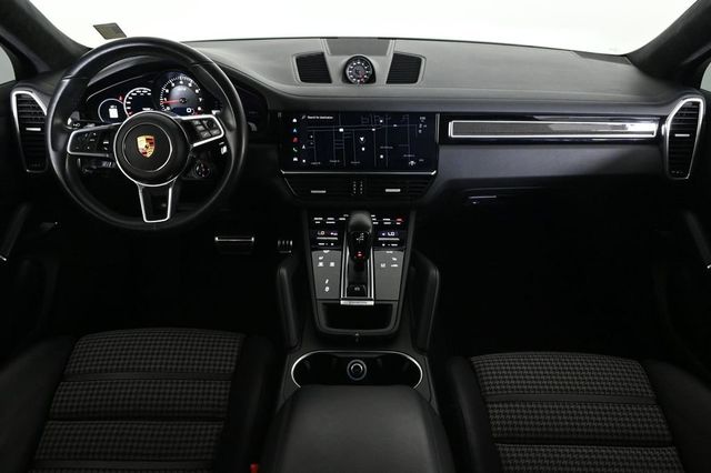 2023 Porsche Cayenne GTS Coupe - 23016769 - 10
